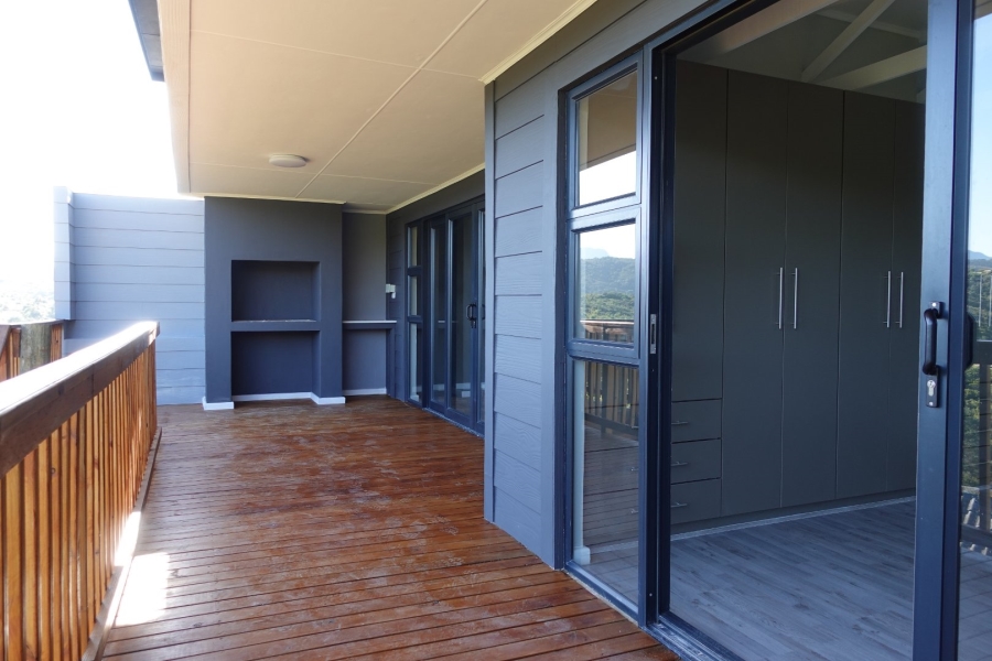 2 Bedroom Property for Sale in Bergsig Western Cape